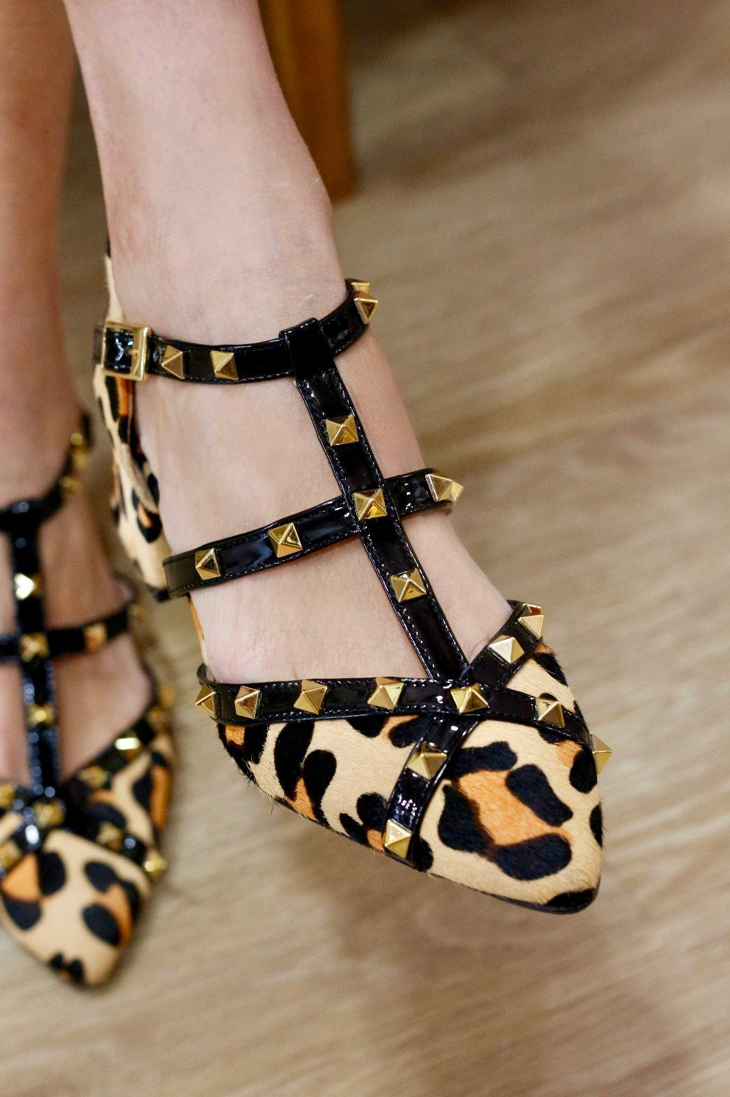 BAILARINA DUNIA LEO