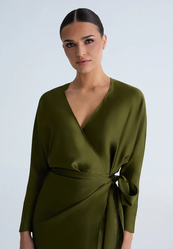 Victoria Colección. VESTIDO SAIPH VERDE