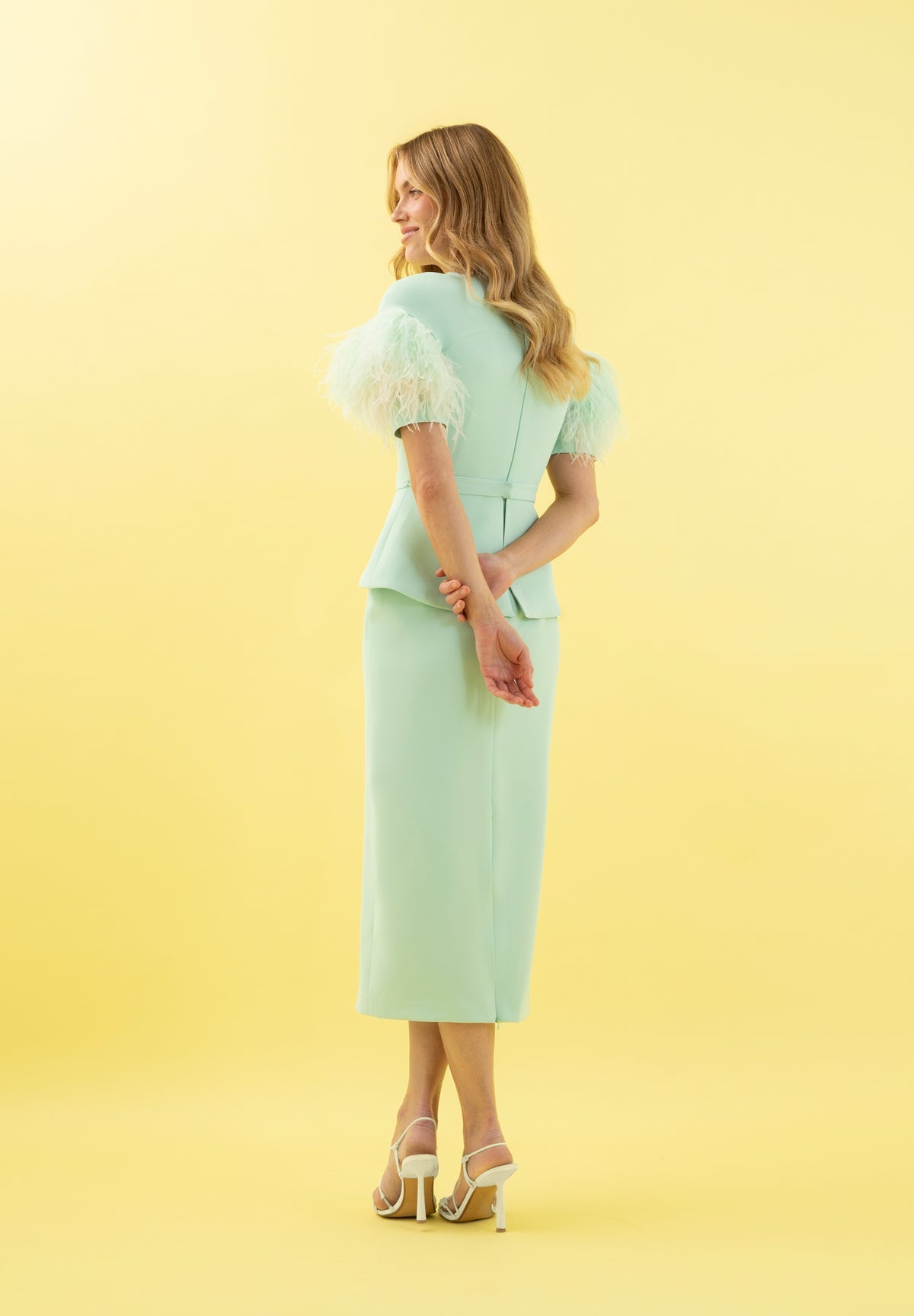 • Victoria colección. VESTIDO ACRUX VERDE