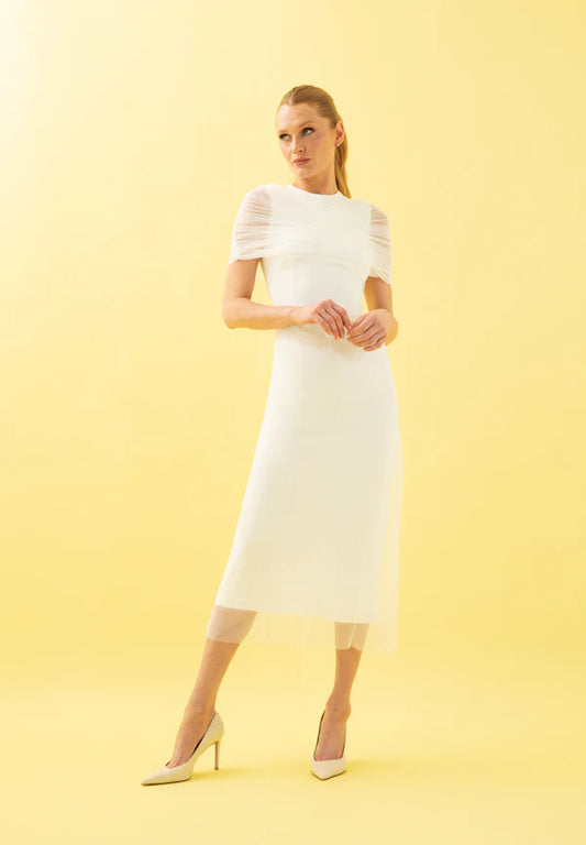 · Victoria Colección. 
VESTIDO ALGIEBA CRUDO