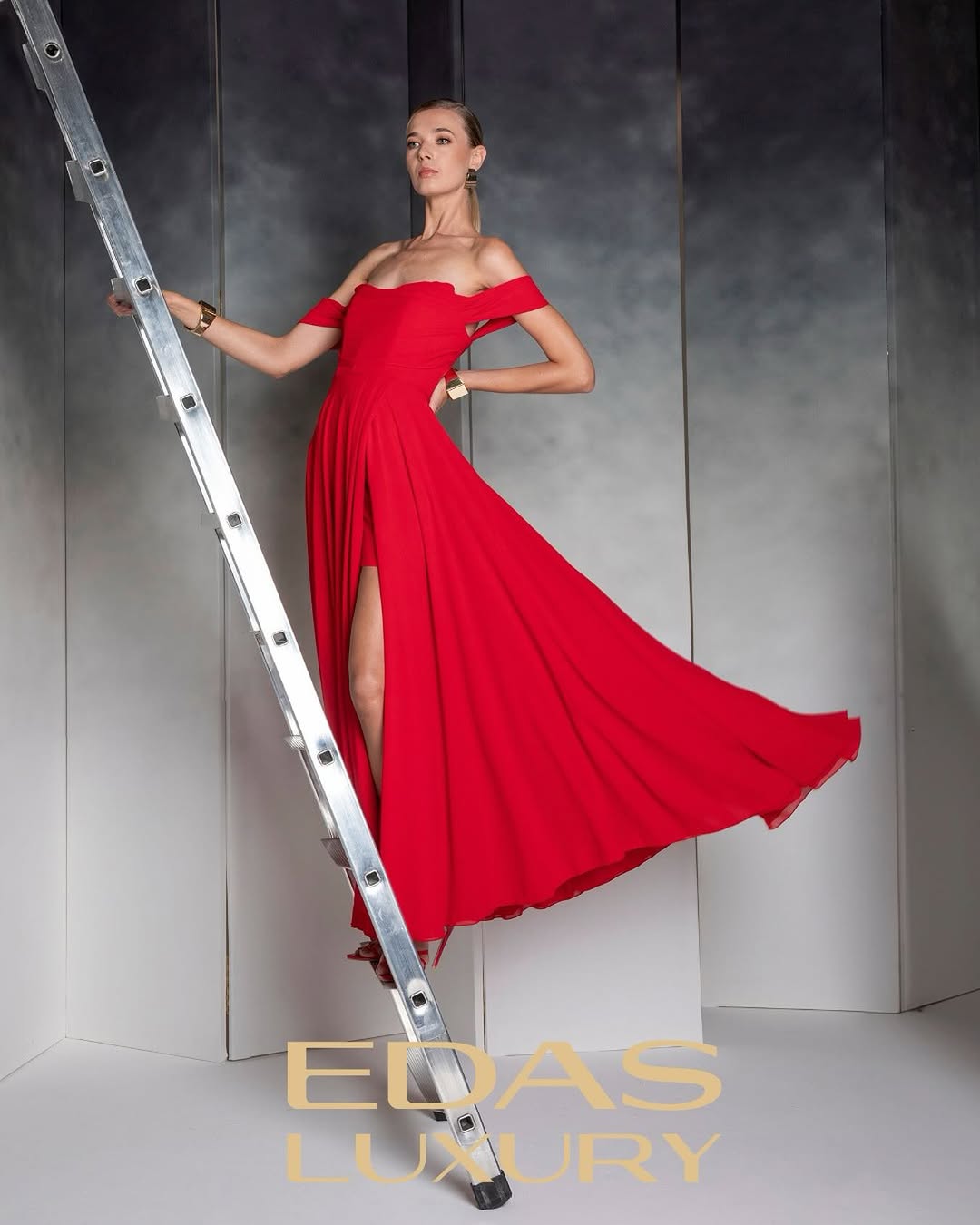 VESTIDO GOVERNO  ROJO